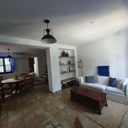Casa Haarlemena * Monda