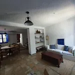 Casa Haarlemena * Монда